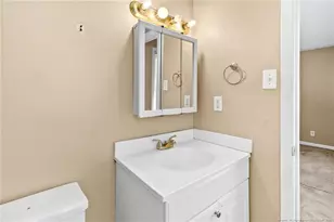 554 Glen Canyon Dr, Fayetteville, NC 28303 - Photo 20