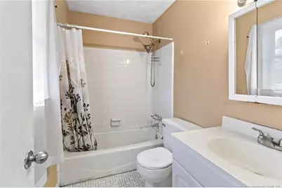 554 Glen Canyon Drive, Fayetteville, NC 28303 - Photo 14