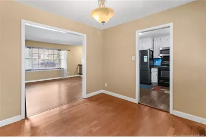 554 Glen Canyon Drive, Fayetteville, NC 28303 - Photo 8