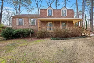 512 Sussex Ave, Sanford, NC 27330 - Photo 1