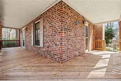 512 Sussex Avenue, Sanford, NC 27330 - Photo 6