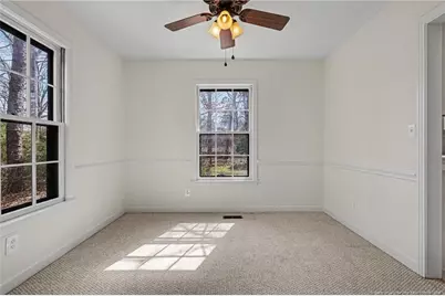 512 Sussex Avenue, Sanford, NC 27330 - Photo 12