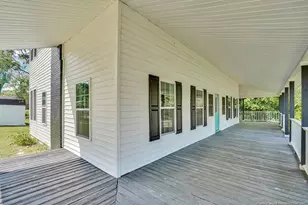 201 N College St, Red Springs, NC 28377 - Photo 4