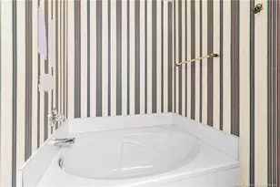 320 Bubble Creek Ct, Fayetteville, NC 28311 - Photo 22