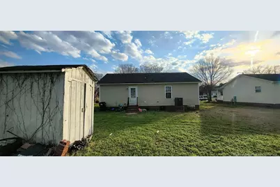 409 Simmons Street, Fayetteville, NC 28301 - Photo 2