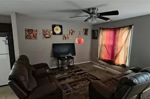 409 Simmons St, Fayetteville, NC 28301 - Photo 2