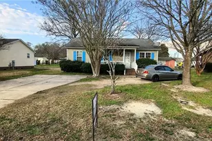 409 Simmons St, Fayetteville, NC 28301 - Photo 1