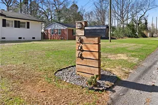 466 Lansdowne Rd, Fayetteville, NC 28314 - Photo 8