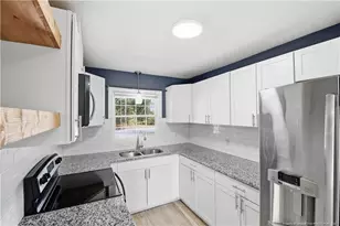 466 Lansdowne Rd, Fayetteville, NC 28314 - Photo 12