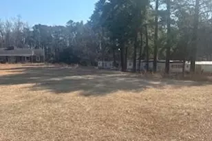 938 Pamalee Dr, Fayetteville, NC 28303 - Photo 2