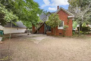209 E 18th St, Lumberton, NC 28358 - Photo 22