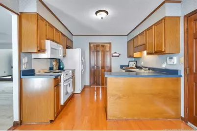 6300 Lake Trail Drive, Fayetteville, NC 28304 - Photo 4