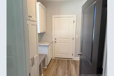 520 S Lincoln Street, Benson, NC 27504 - Photo 6