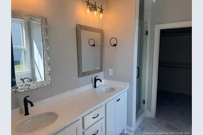 520 S Lincoln Street, Benson, NC 27504 - Photo 16