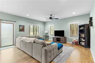 648 Bunting Ct, Vass, NC 28394 - Photo 8