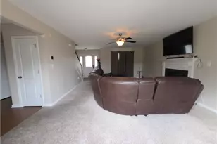 216 Rockingham St, Spring Lake, NC 28390 - Photo 4