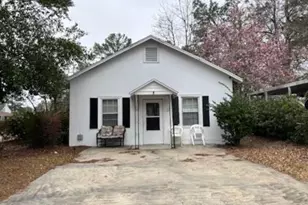 2103 McMillan Ave, Lumberton, NC 28358 - Photo 6