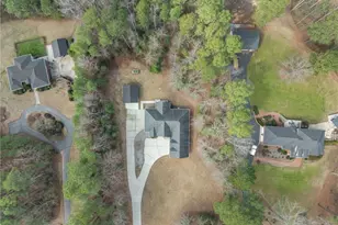 248 Raccoon Ct, Sanford, NC 27330 - Photo 6