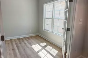 213 E 7th Ave, Raeford, NC 28376 - Photo 2