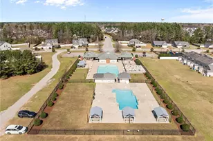 172 Collinwood Dr, Raeford, NC 28376 - Photo 14