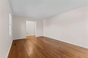 604 Dandridge Dr, Fayetteville, NC 28303 - Photo 6