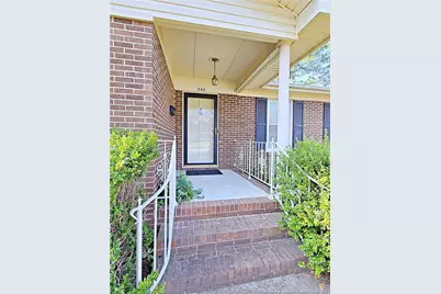 342 Tuxford Place, Fayetteville, NC 28303 - Photo 2