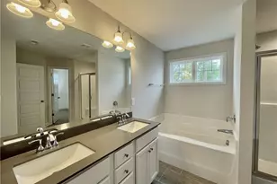 1108 Mayfern Dr, Hope Mills, NC 28348 - Photo 22