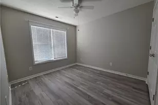 220 Loxley Ln, Sanford, NC 27330 - Photo 8