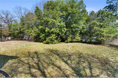 1633 & 1635 Ireland Drive, Fayetteville, NC 28304 - Photo 16