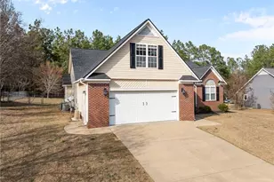 159 Whistling Pine Dr, Raeford, NC 28376 - Photo 2