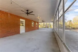 421 Early St, Fayetteville, NC 28311 - Photo 40