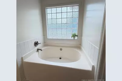 4232 Bartlet Glen Lane, Fayetteville, NC 28306 - Photo 18
