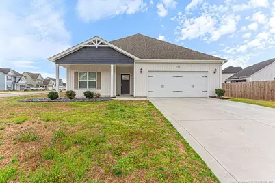 391 Leach Creek Drive, Raeford, NC 28376 - Photo 2