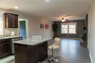 7004 Kittridge Dr, Fayetteville, NC 28314 - Photo 10