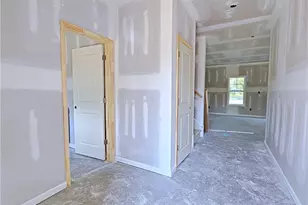 403 Windemere Dr, Fayetteville, NC 28314 - Photo 2