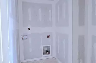 405 Windemere Dr, Fayetteville, NC 28314 - Photo 6