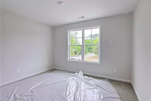 407 Windemere Dr, Fayetteville, NC 28314 - Photo 16