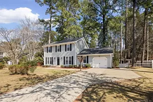 2013 Penrose Dr, Fayetteville, NC 28304 - Photo 2
