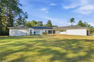 1503 Lake View Road S, Fairmont, NC 28340 - Photo 2
