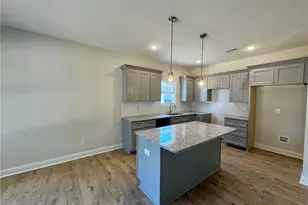 303 E 7th Ave, Raeford, NC 28376 - Photo 10