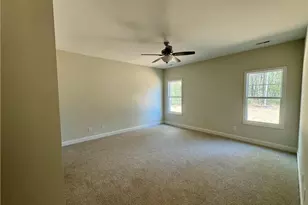 303 E 7th Ave, Raeford, NC 28376 - Photo 14