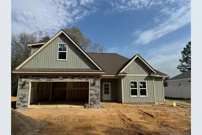 303 E 7th Avenue, Raeford, NC 28376 - Photo 1