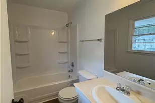 571 Winding Creek Rd, Fayetteville, NC 28305 - Photo 18