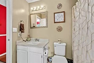 3400 Lainey Ln, Fayetteville, NC 28314 - Photo 16