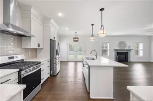 4633 Weaverhall Dr, Fayetteville, NC 28314 - Photo 10