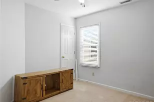 2644 Burke Ln, Hope Mills, NC 28306 - Photo 6