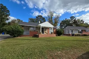 479 McBain Dr, Fayetteville, NC 28305 - Photo 2