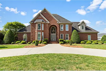 101 Kingsway Drive, Dunn, NC 28334 - Photo 2