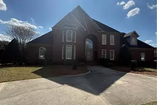 101 Kingsway Dr, Dunn, NC 28334 - Photo 2