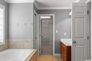 415 W Summerchase Dr, Fayetteville, NC 28311 - Photo 24